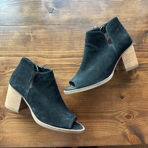 Blondo Nappa Peep Toe Black Suede Bootie